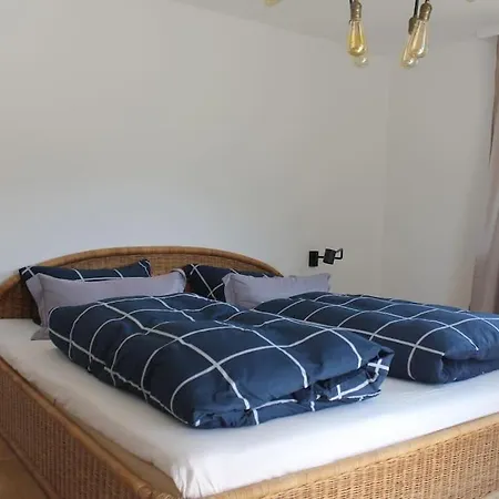 Panorama Domizil Im Schwarzwald In Einzigartiger Lage, Terrasse, 3 Schlafzimmer, Kamin, Direkt Am Waldrand, Nahe Baden-baden アパート Bühlertal