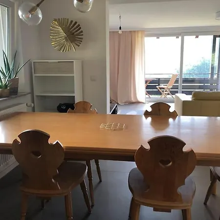Panorama Domizil Im Schwarzwald In Einzigartiger Lage, Terrasse, 3 Schlafzimmer, Kamin, Direkt Am Waldrand, Nahe Baden-baden アパート *